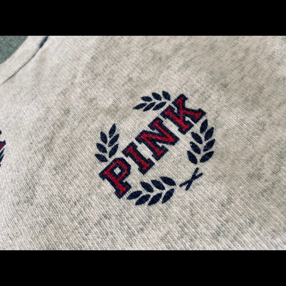 Pink pullover sweatshirt. - Picture 5 of 5